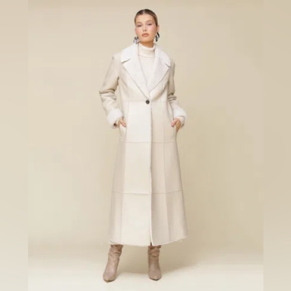 Avec Les Filles Women's Reversible Faux-Leather Ivory COAT